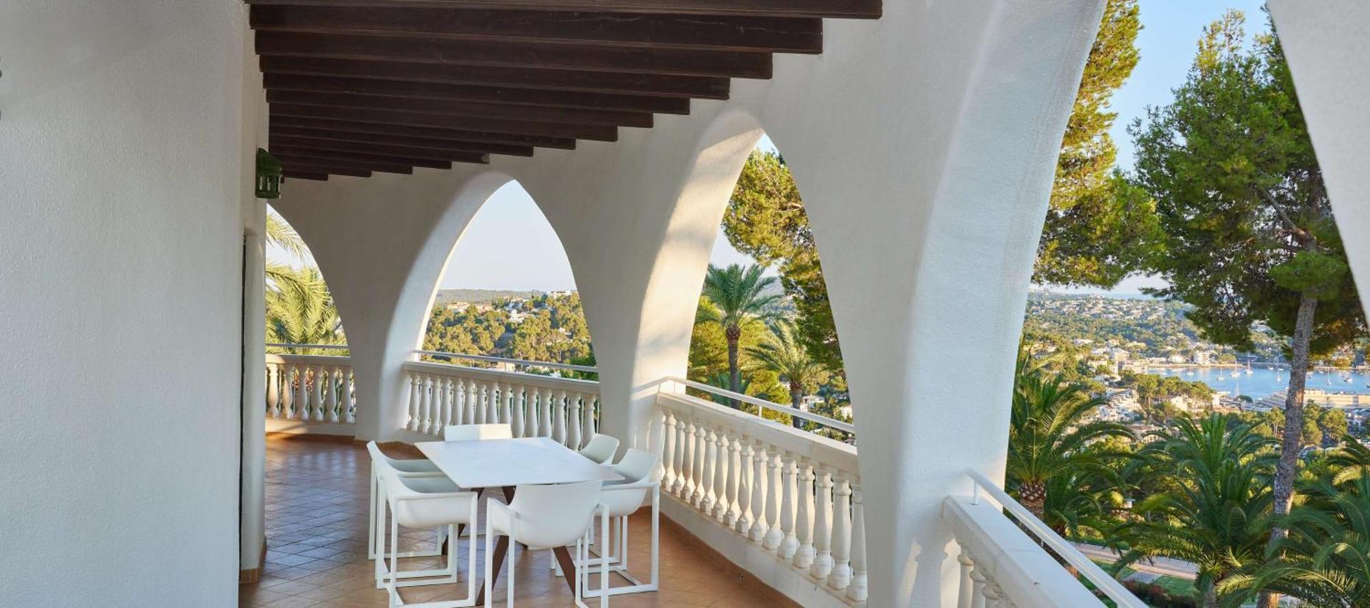 Hilton Mallorca Galatzo Peguera Exterior photo The hotel's terrace