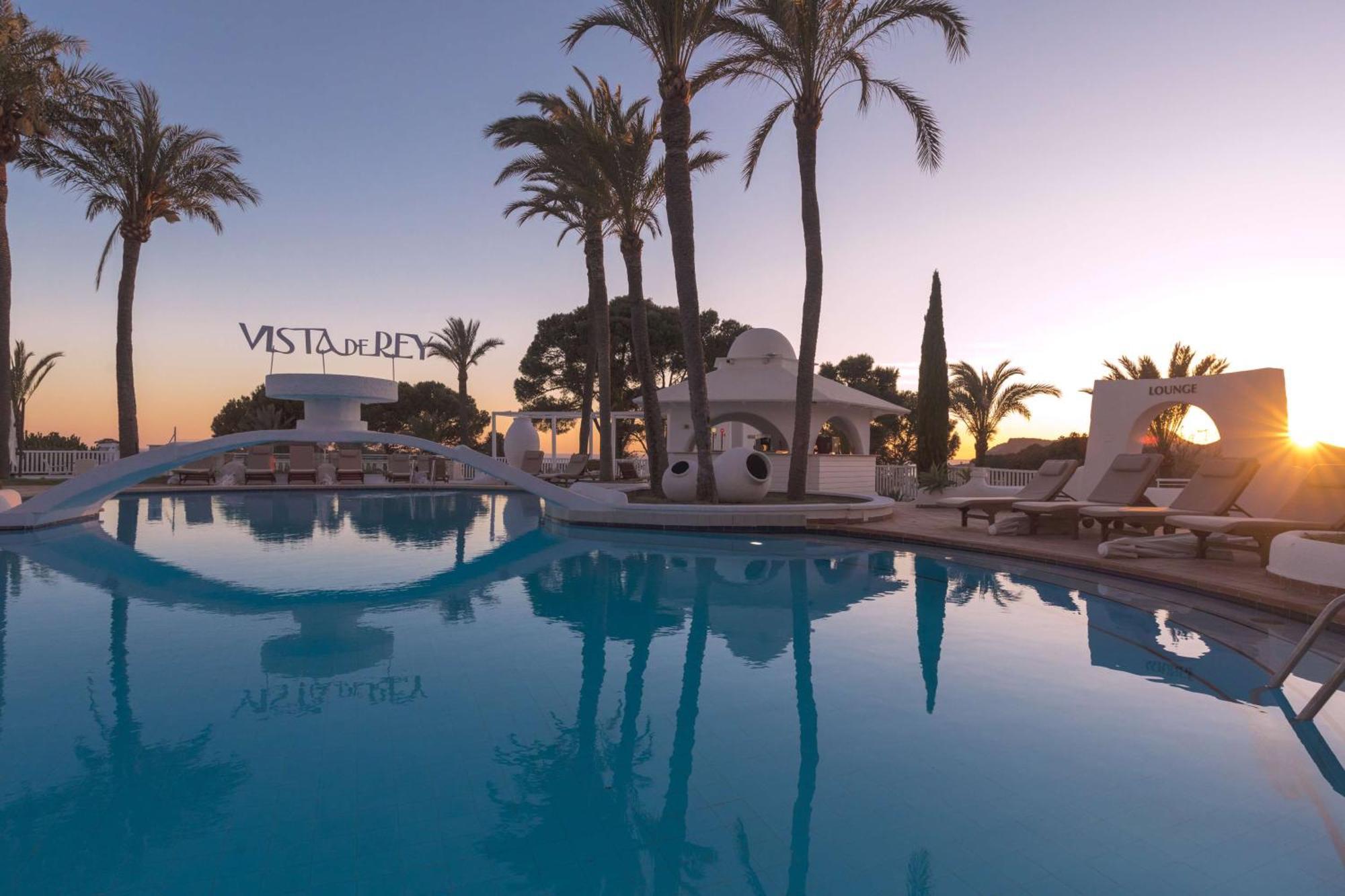 Hilton Mallorca Galatzo Peguera Exterior photo Vista del Rey